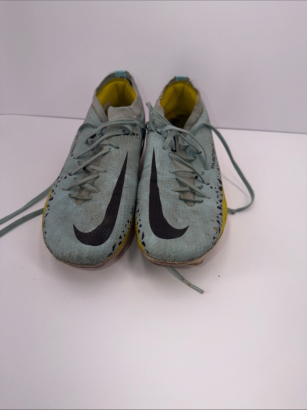 Nike Phantom GT2 Pro FG Firm-Ground Soccer Cleats DA4432-407